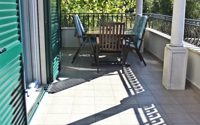 Picturesque Holiday Home in Bra? With Swimming Pool