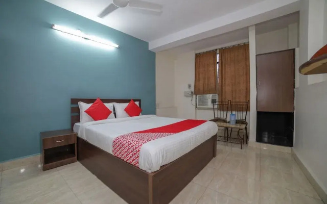 Anuj Guest House by OYO Rooms
