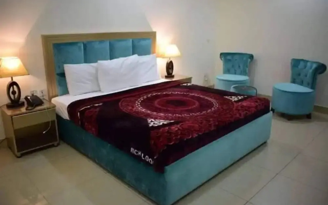 Short Times Couple Guest House
