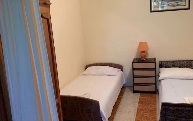 Room-villa ata Razanac - Apartment