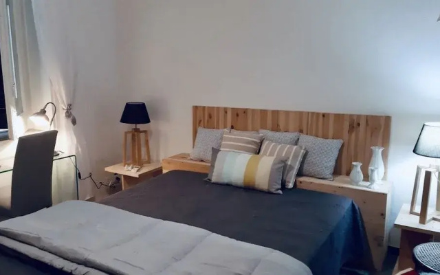 B&B Charme Centre-Ville Art & Lit Rooms
