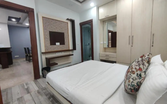 MOON3BHK By Wabi Sabi Stays