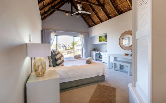 Canal Guest House