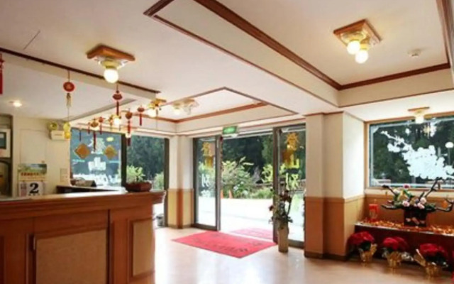 Ali-Shan Dengshan Hotel