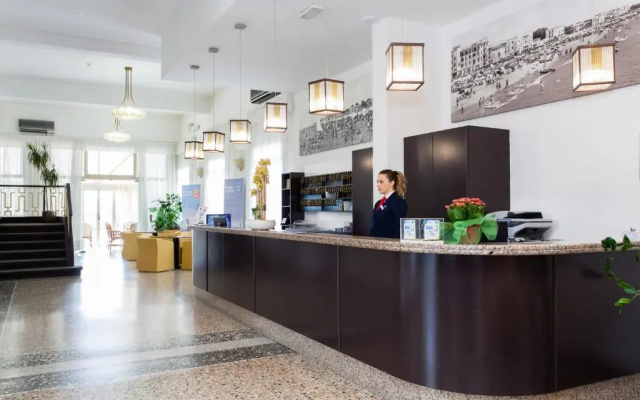 Hotel Marina