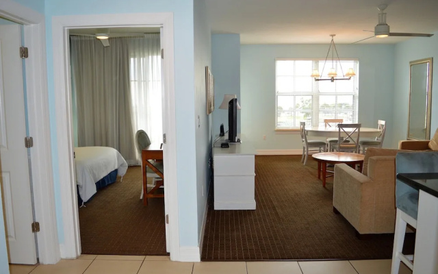 Harborside Suites at Little Harbor