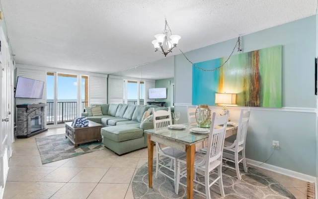 Oceania Beach Club 803