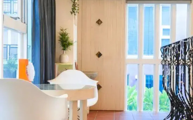 Indigo Sea Hostel