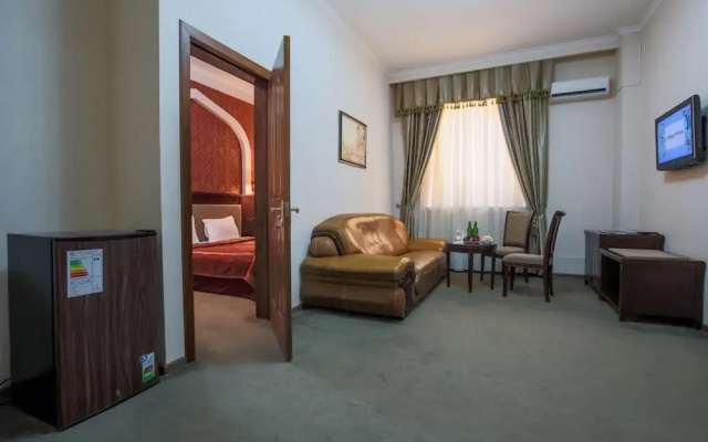 Avicenna Hotel