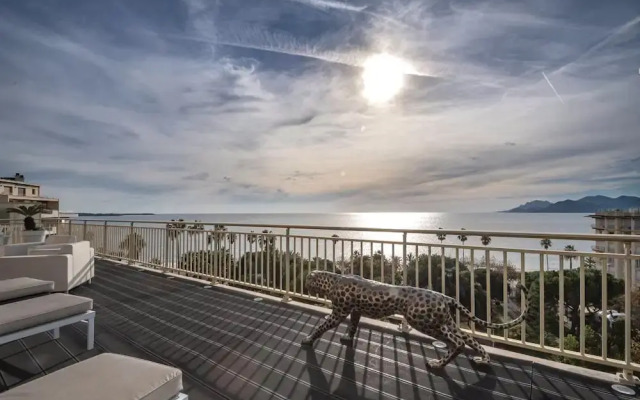 Luxury Penthouse Mistral