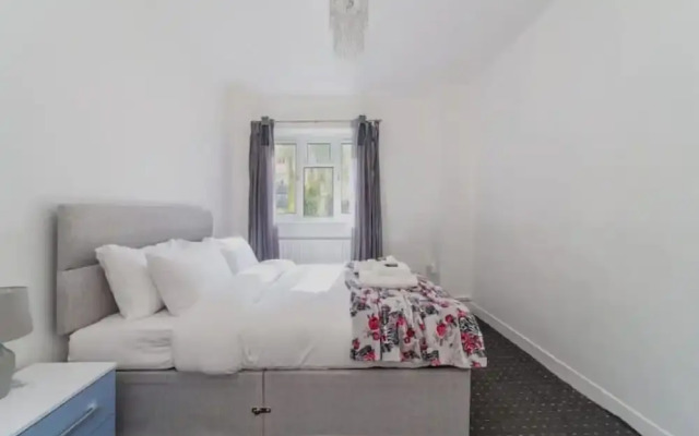 The Lambeth Apartment