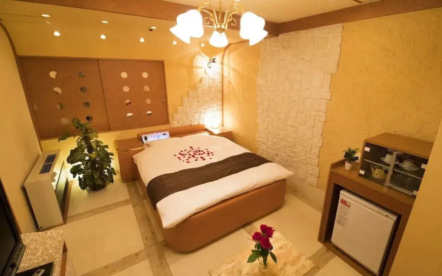 HOTEL METRO - Adult Only