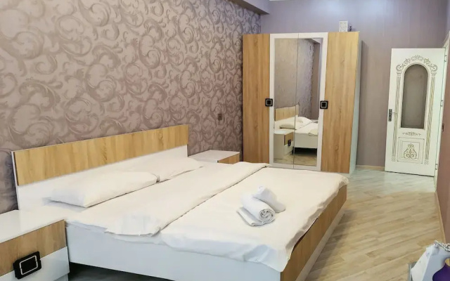 Туристические апартаменты в Баку, B056