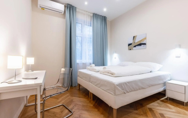 Spacious 2 bedroom apartment nearby center