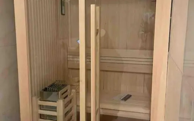 Appartamento con piscina e sauna Bissone