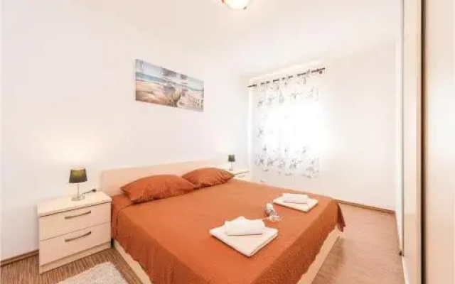 Two-Bedroom Apartment in Sukosan