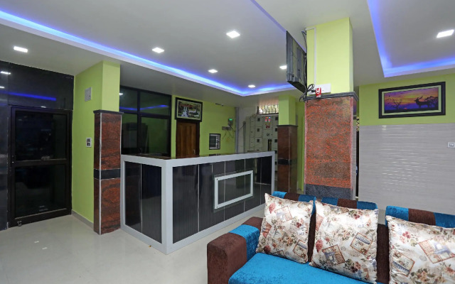 OYO 26622 Ms Plaza