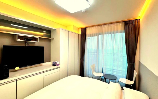 Yeongjong Shine Hotel