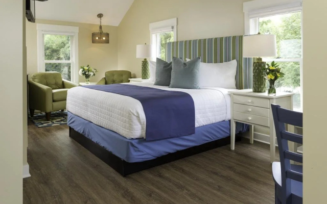 The Hotel Saugatuck