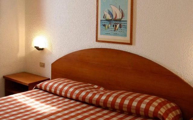 Golf Hotel