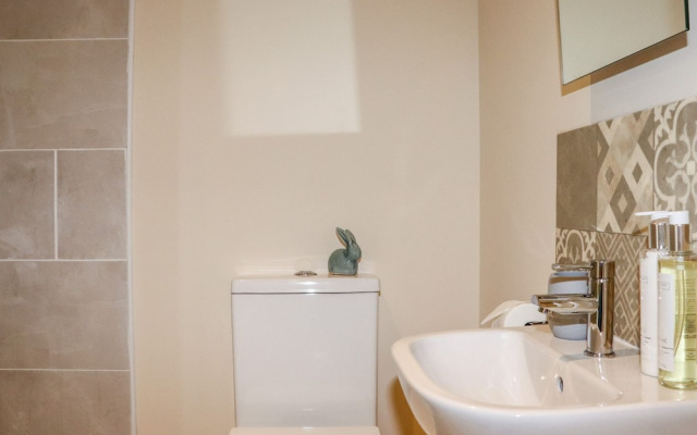 Lannlyvri Lodge