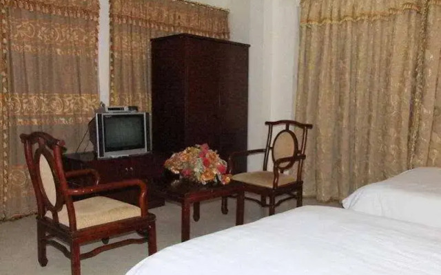 Diamond Hotel