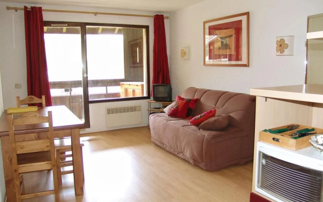 2 Rooms 4 People 3 Exposed South-West