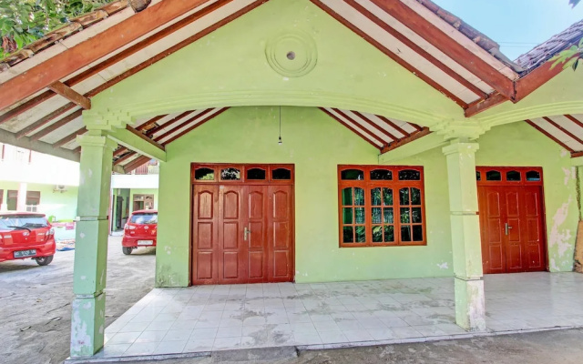 SPOT ON 93029 Pondok Wisata Sabar Menanti 2