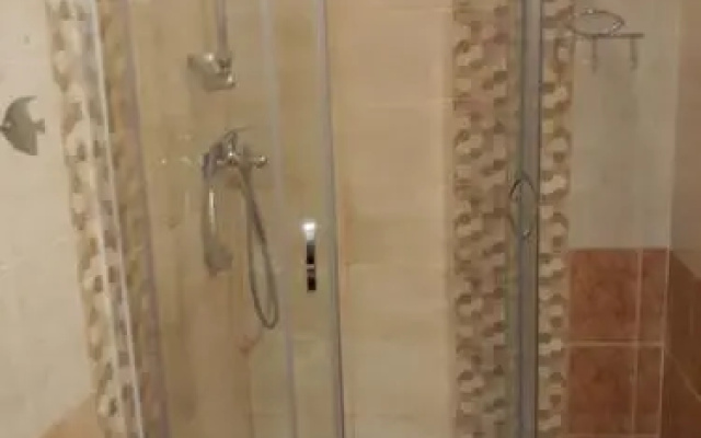 Town Center Studio Apartment