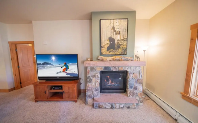 Expedition Station 8568 by SummitCove Vacation Lodging
