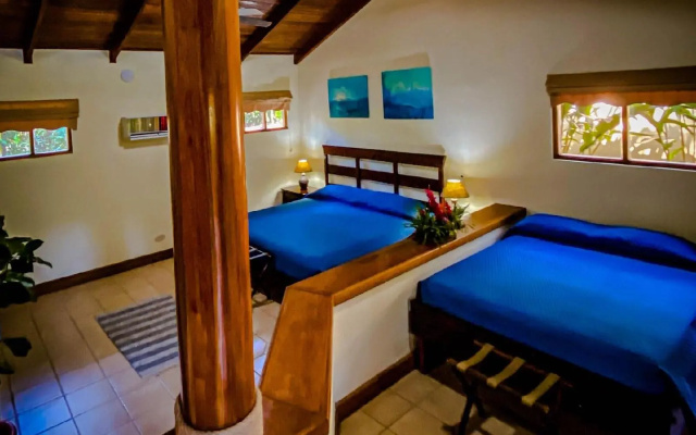 Jaco Hotel Docelunas