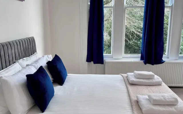 2 Bed - The Poop Deck by Smart Welcomes