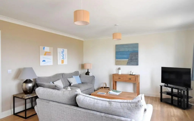 7 Coram Court