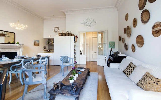 The Cromwell Terrace Loft - JH