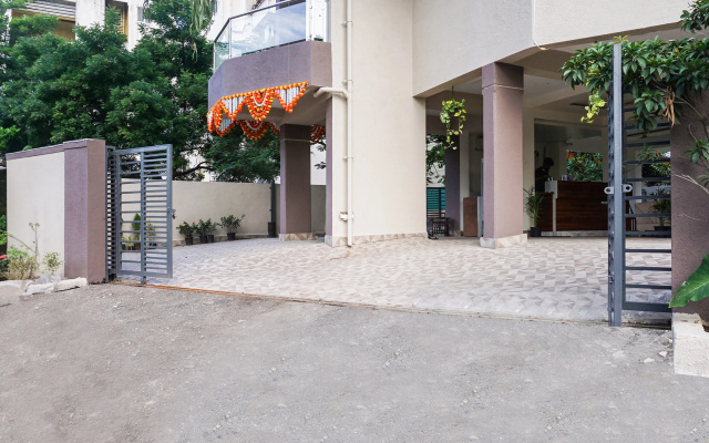 Hotel O by OYO Falcon Executive
