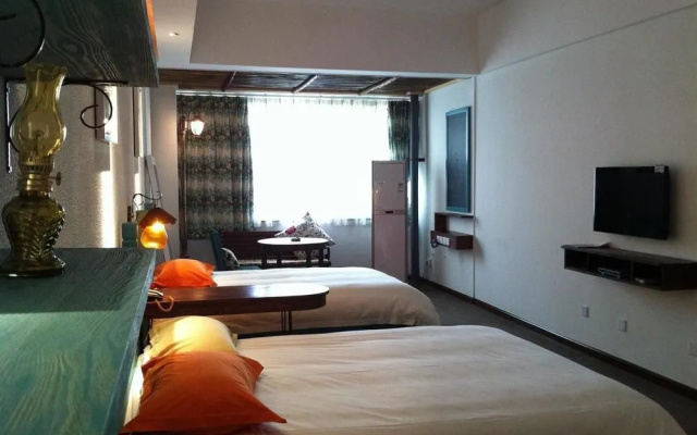 Eken Hotels