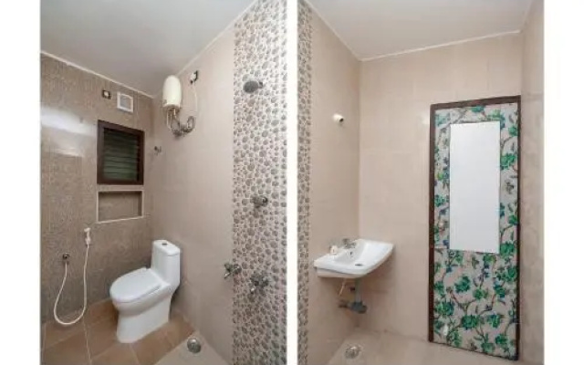 OYO 25021 Rajam Residency