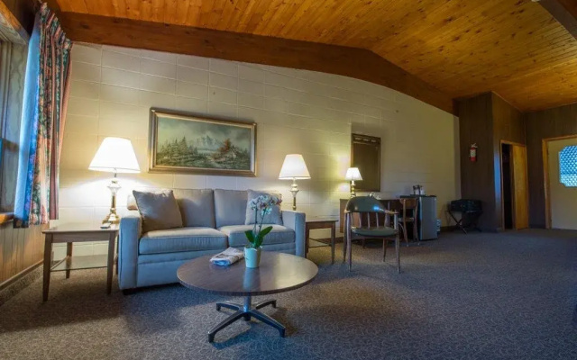 Lukans Farm Resort