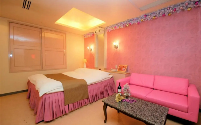 Love Hotel Katsuragi Chapel Christmas - Adult Only