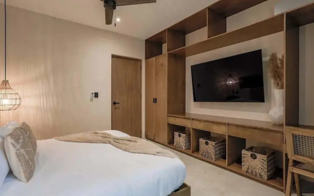 Hidden Gem With Private Pool and Rooftop Terrace
