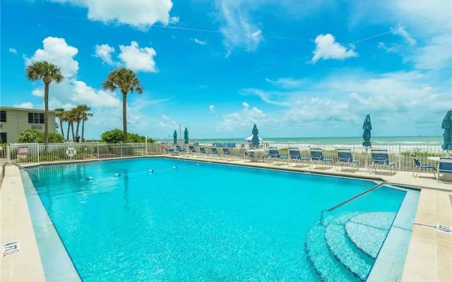 Tower Isle I1 - Two Bedroom Condo