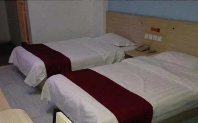 Yilv Fashion Hotel