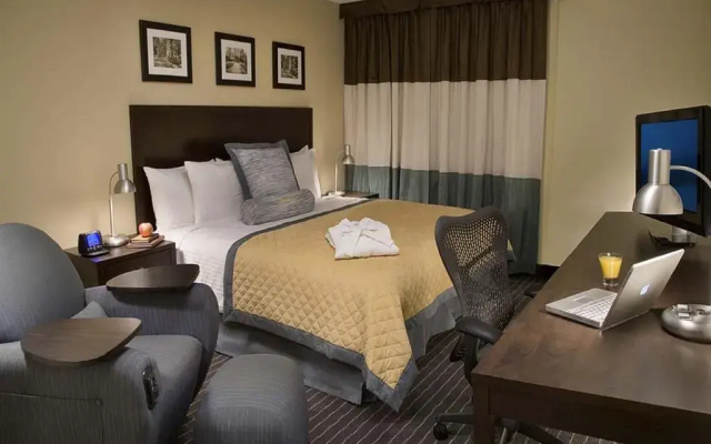 Edward Hotel North York