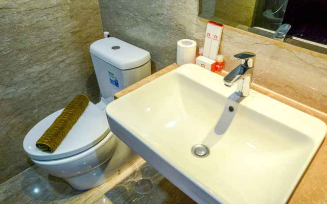 Elegant and Tidy Studio Apartment @ Menteng Park By Travelio