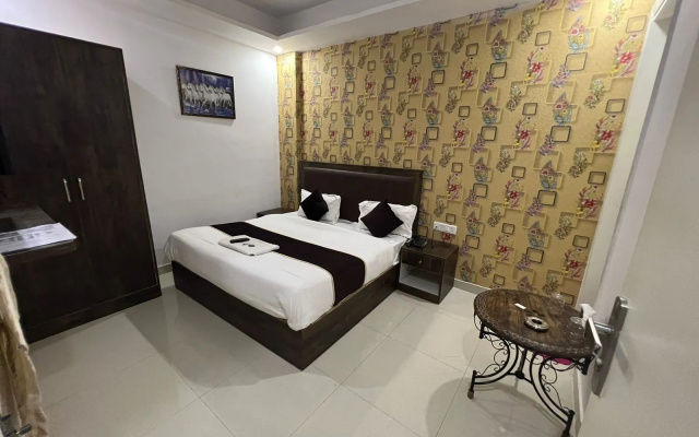 Ssd Plaza Hotel