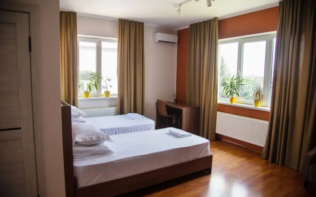 Хостел People Hostel & Suites
