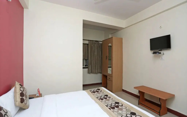 Oyo Flagship 26480 Hotel Nisa