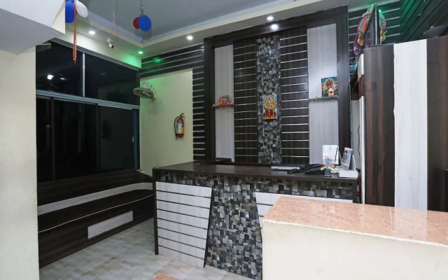 OYO 26152 Hotel Aarush