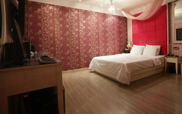 Time Hotel