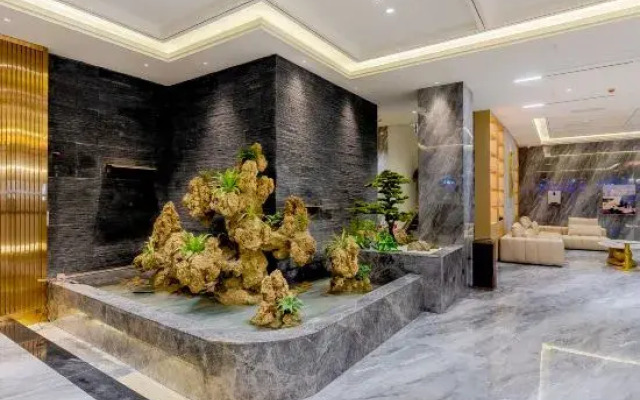 Home Inn Subai Yun Hotel (Chengdu Jintang Huaizhou New Town)